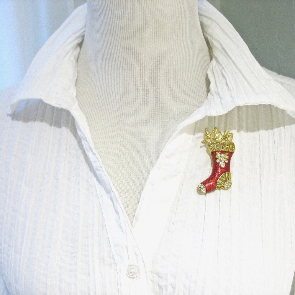 Christmas Brooch, Rhinestone Stocking Pin, Red - Picture 3 of 5